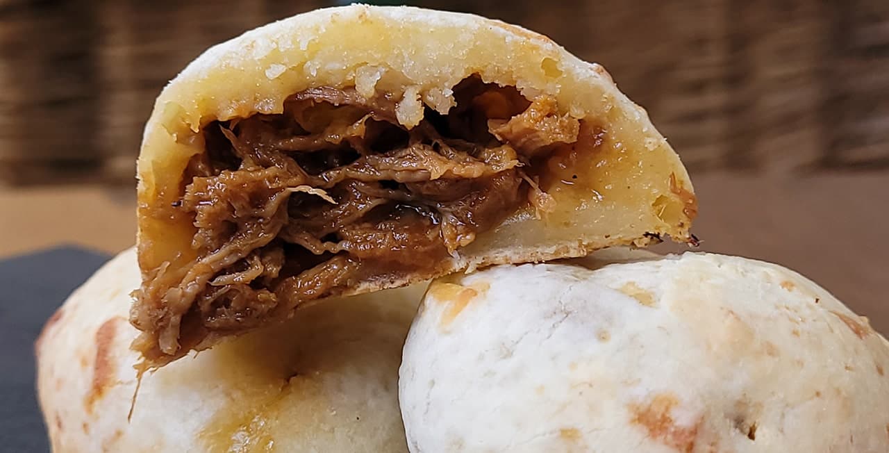 Chipa rellena de Bondiola