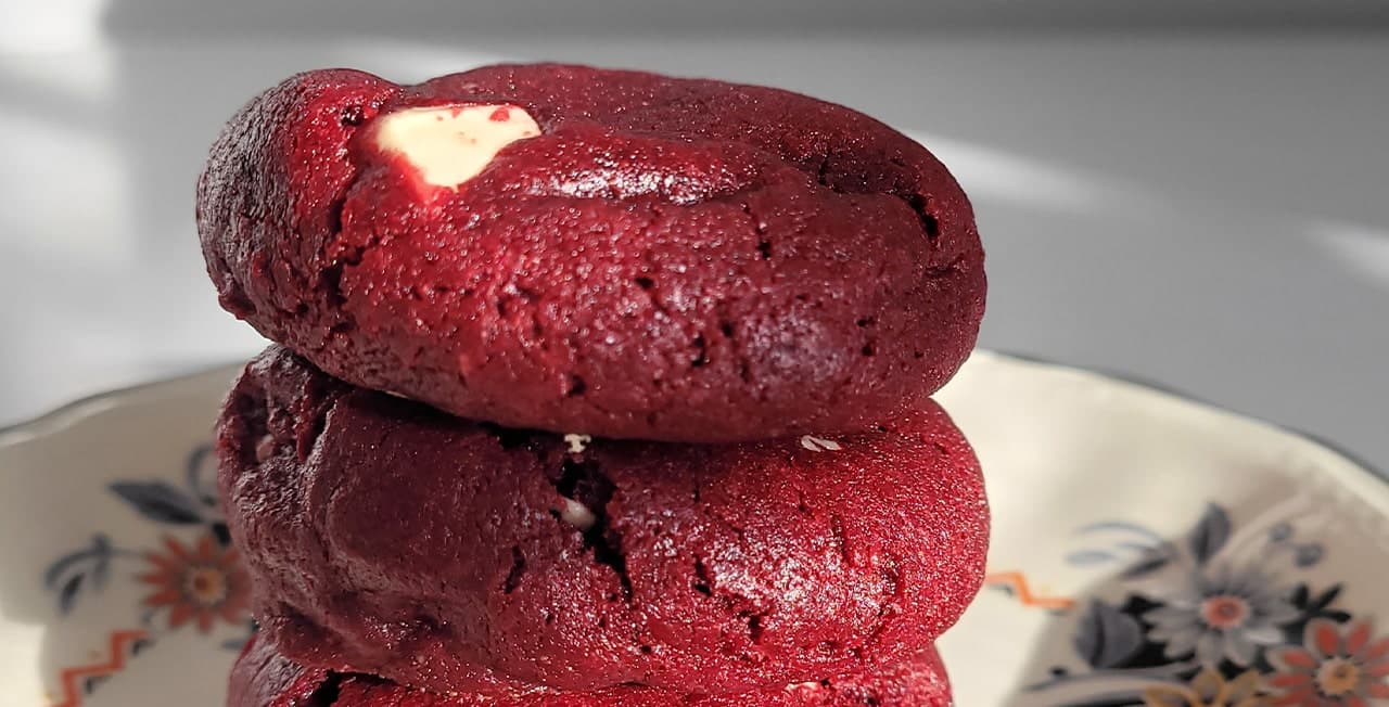 Cookies 
 Red Velvet